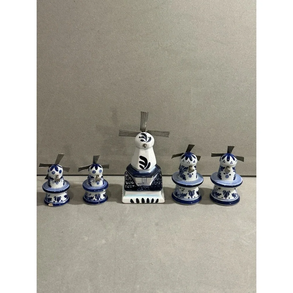 Vintage Windmill Salt & Pepper Shakers‎ Lot